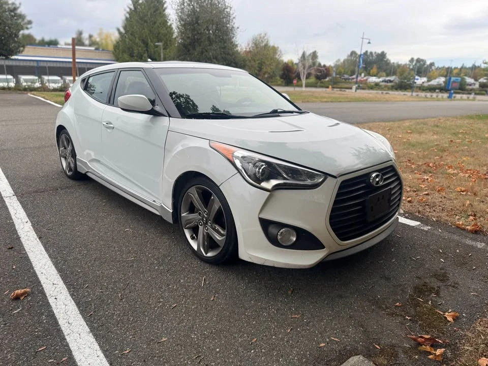 2012 Hyundai Veloster - Image 3 of 10