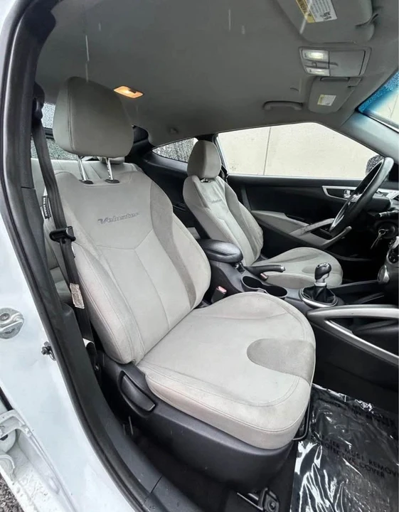 2012 Hyundai Veloster - Image 3 of 5
