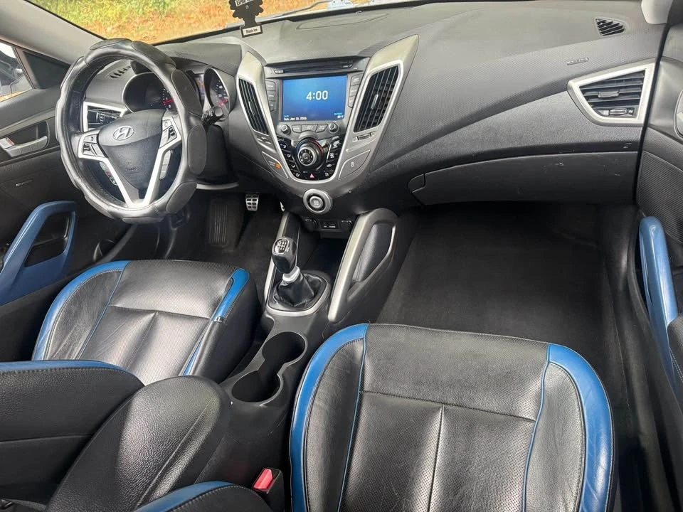 2012 Hyundai Veloster - Image 7 of 10