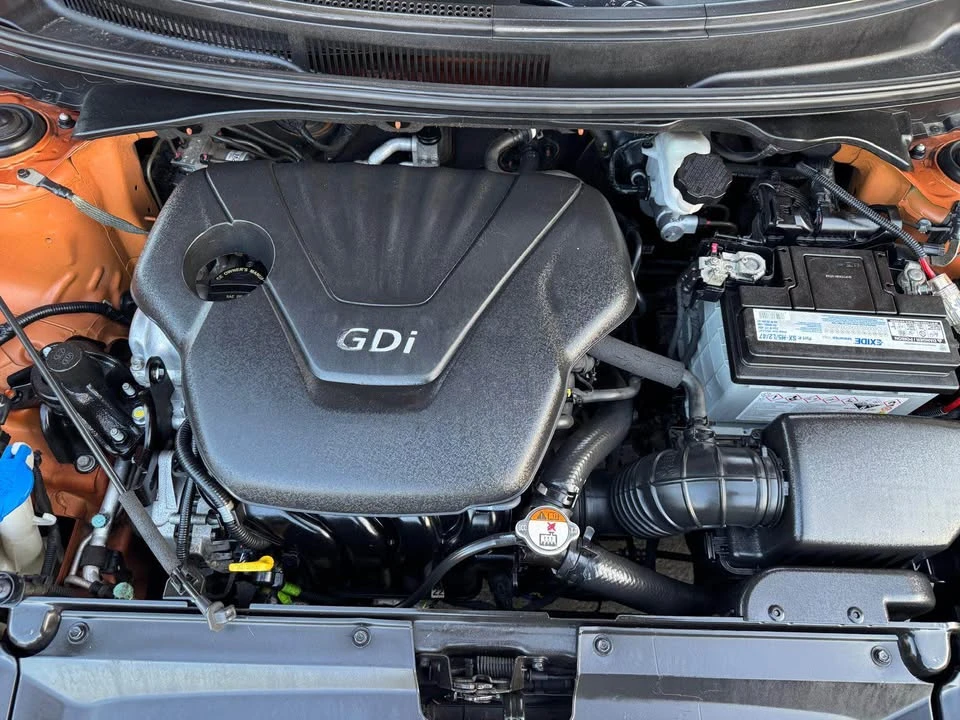 2012 Hyundai Veloster - Image 10 of 10