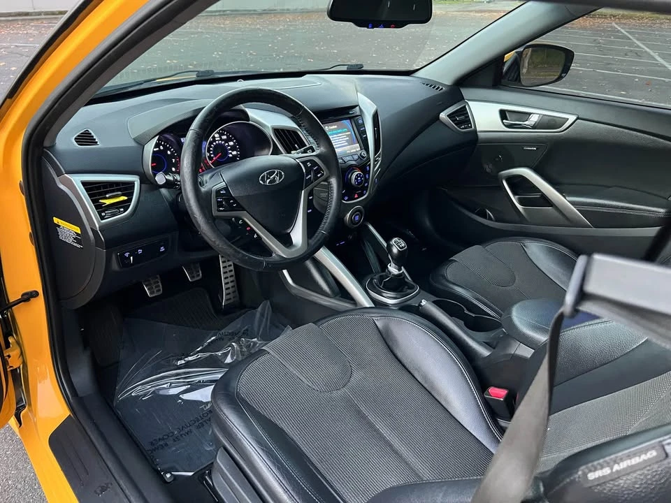 2012 Hyundai Veloster - Image 10 of 20