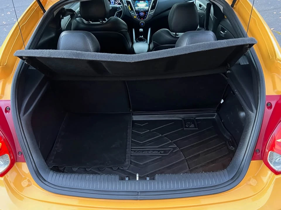 2012 Hyundai Veloster - Image 18 of 20