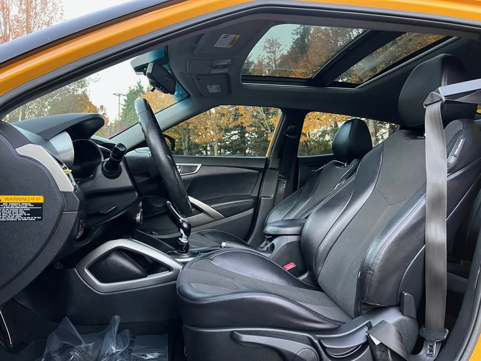 2012 Hyundai Veloster - Image 9 of 20