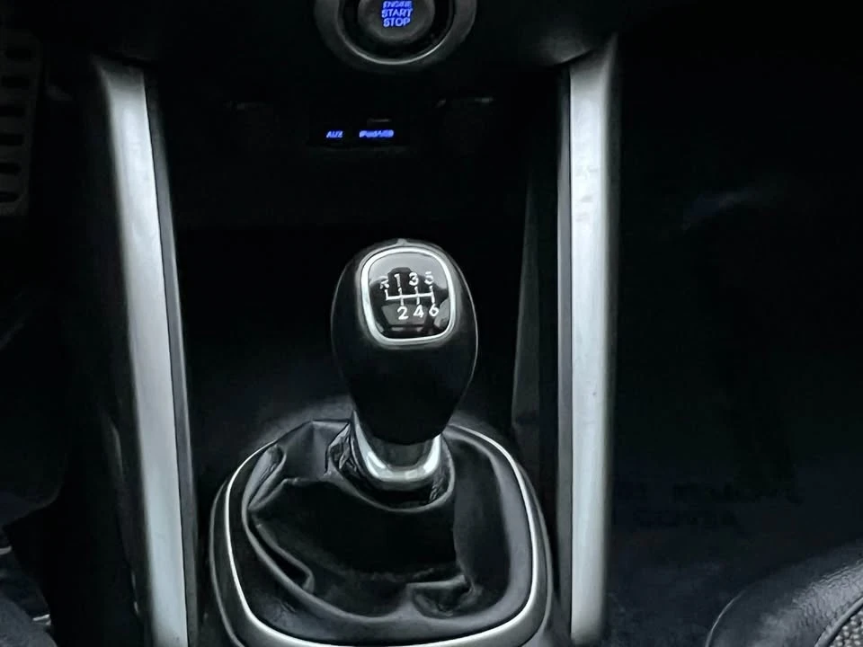 2012 Hyundai Veloster - Image 15 of 20