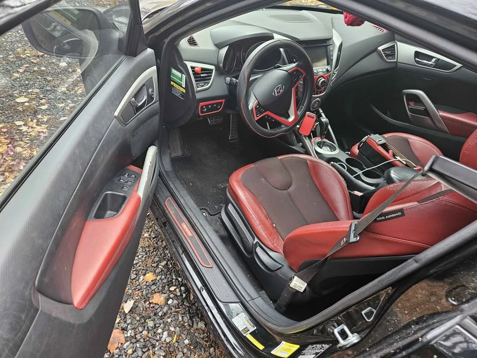 2012 Hyundai Veloster - Image 3 of 3