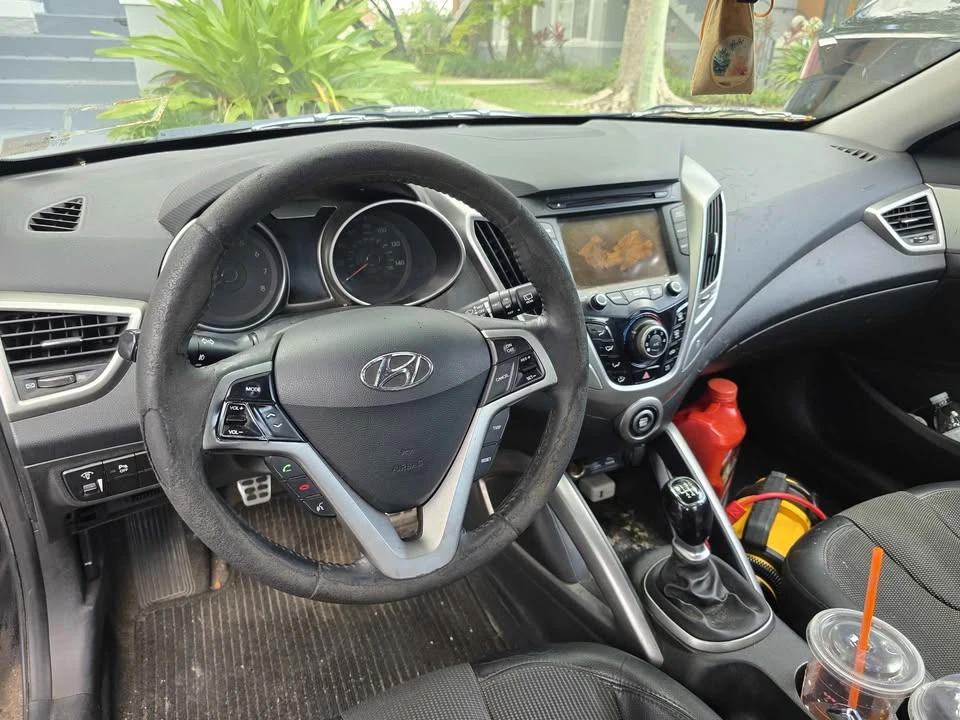 2012 Hyundai Veloster - Image 10 of 10