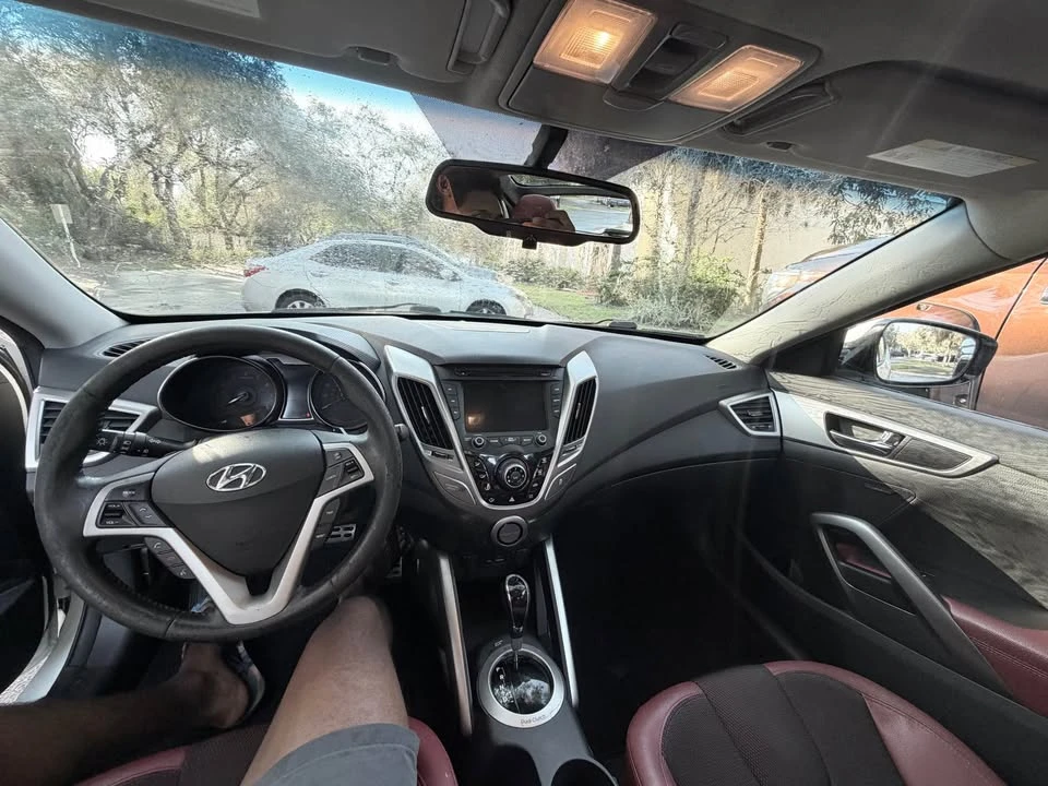 2012 Hyundai Veloster - Image 12 of 12