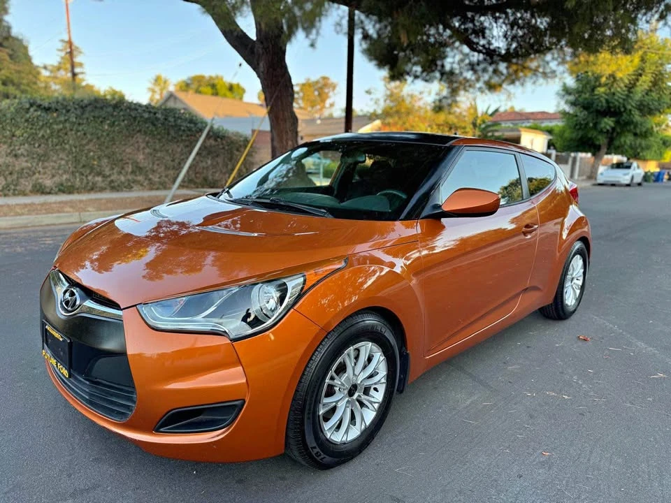 2012 Hyundai Veloster - Image 2 of 20