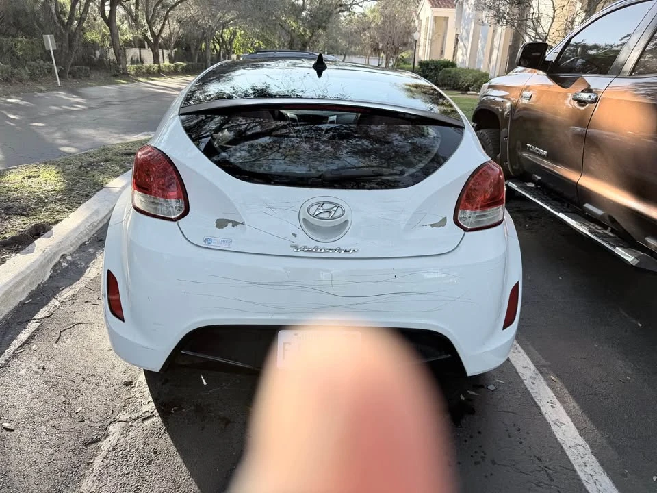 2012 Hyundai Veloster - Image 6 of 12