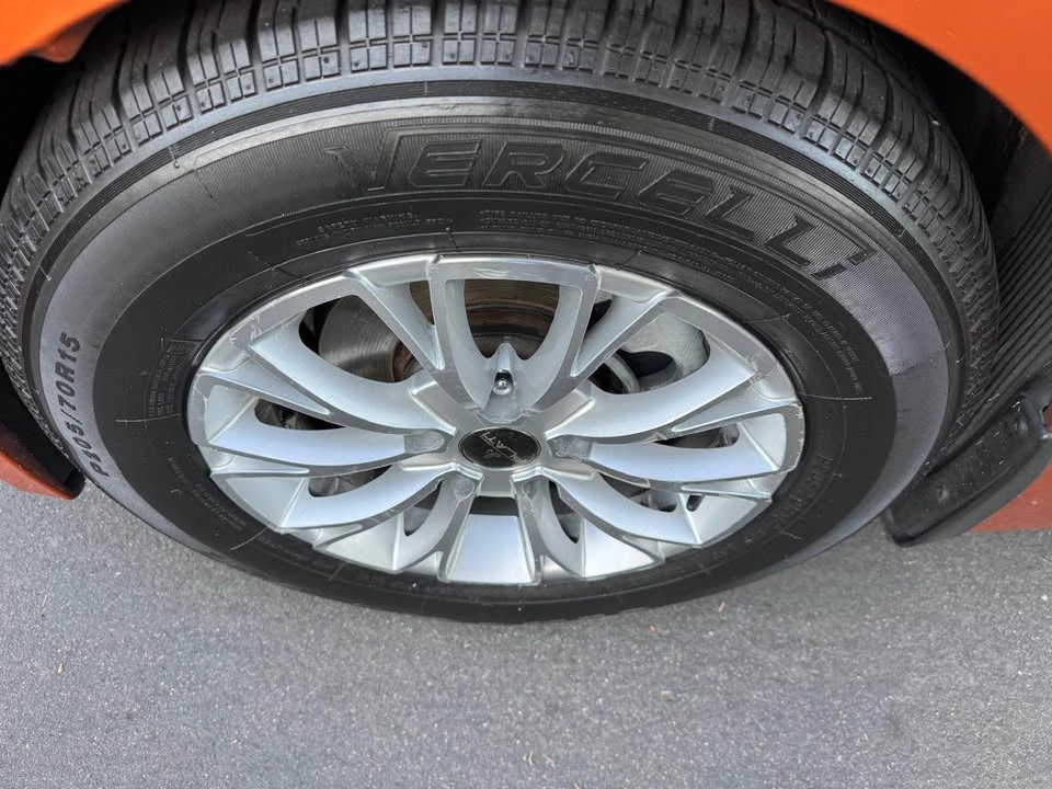 2012 Hyundai Veloster - Image 19 of 20