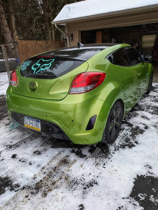 2012 Hyundai Veloster - Image 2 of 17