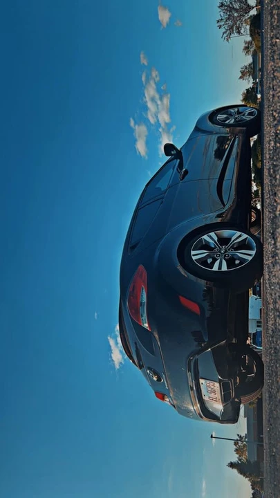 2012 Hyundai Veloster - Image 11 of 15