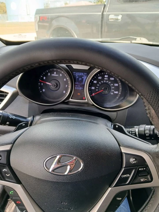2012 Hyundai Veloster - Image 5 of 8