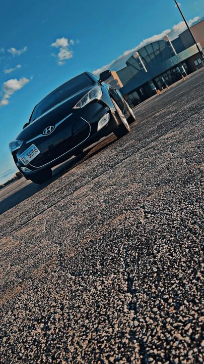 2012 Hyundai Veloster - Image 8 of 15