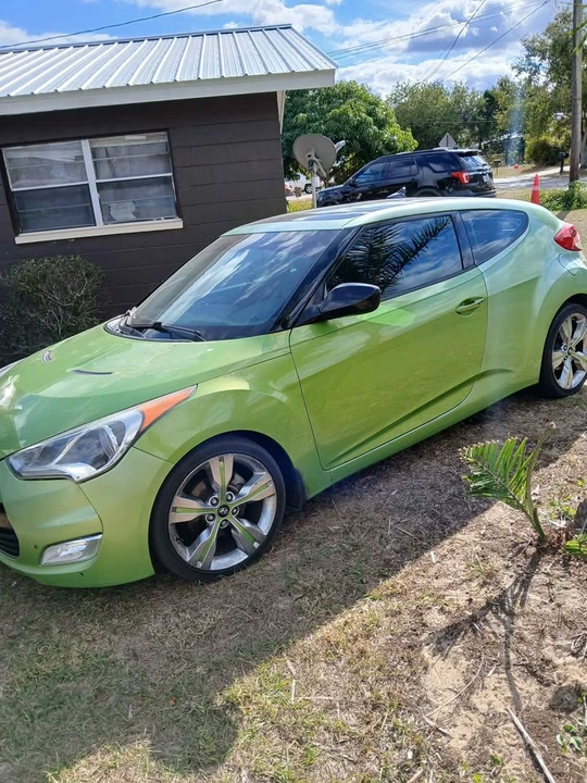2012 Hyundai Veloster - Image 2 of 8
