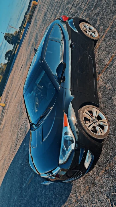2012 Hyundai Veloster - Image 14 of 15