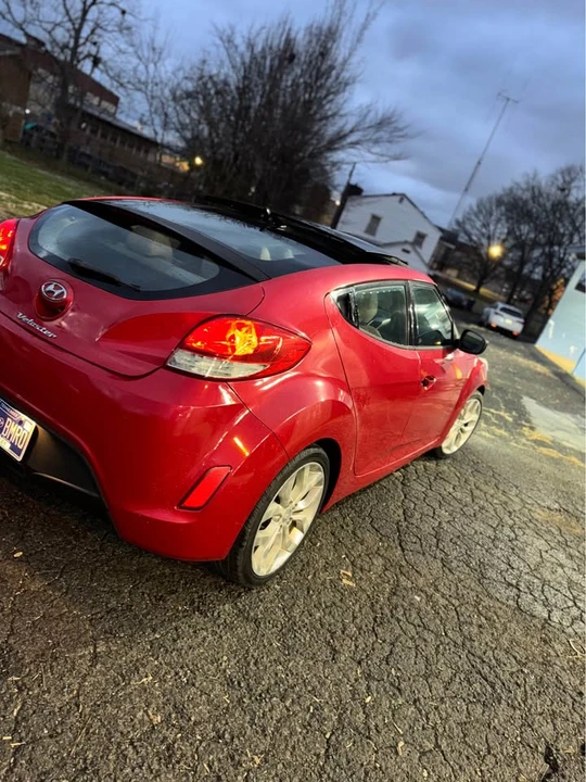 2012 Hyundai Veloster - Image 3 of 16
