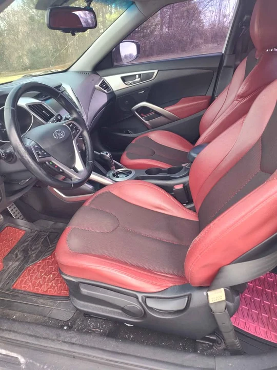 2012 Hyundai Veloster - Image 5 of 8
