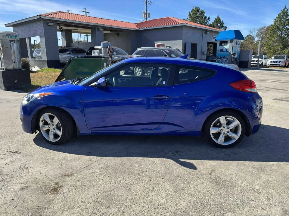2012 Hyundai Veloster - Image 2 of 14