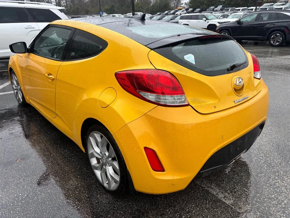 2012 Hyundai Veloster - Image 4 of 7