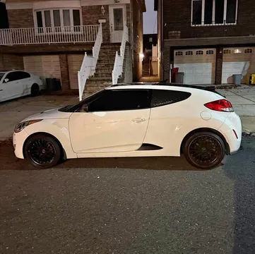 2012 Hyundai Veloster Coupe