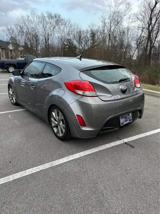 2012 Hyundai Veloster - Image 3 of 11