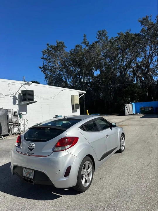 2012 Hyundai Veloster - Image 4 of 9
