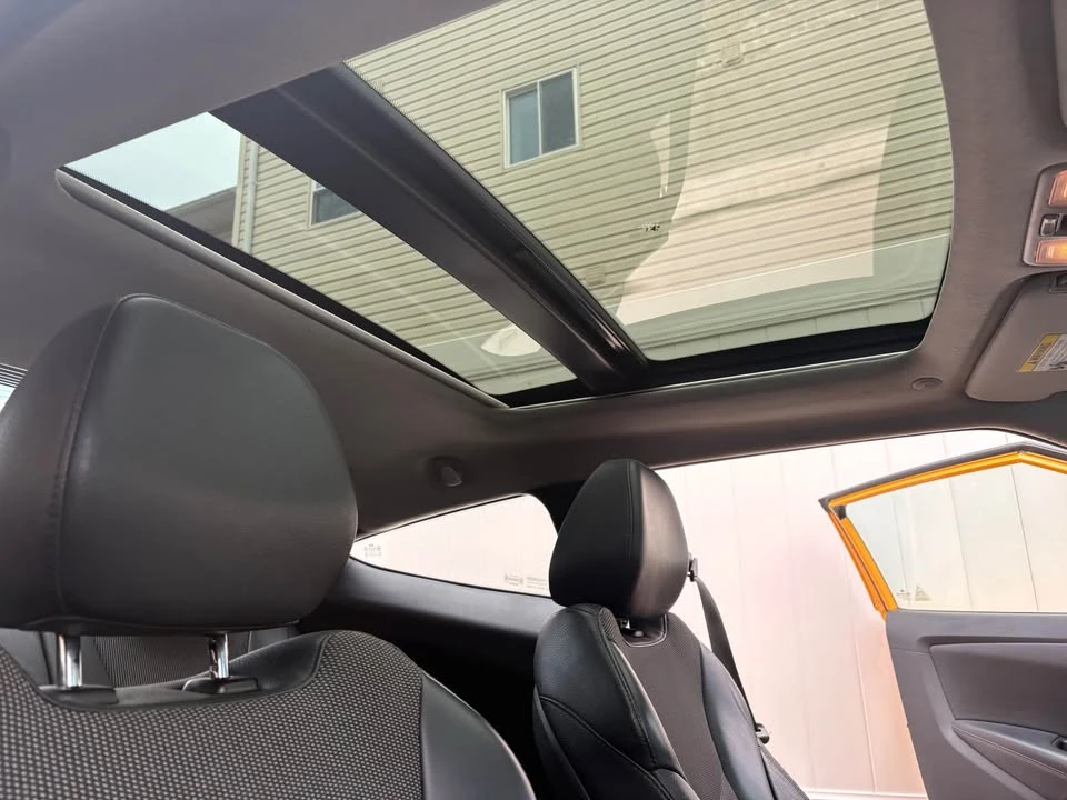 2012 Hyundai Veloster - Image 8 of 8