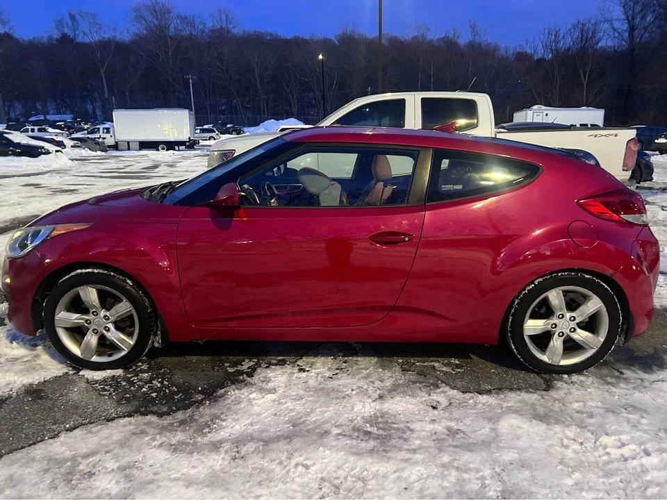 2012 Hyundai Veloster - Image 15 of 16