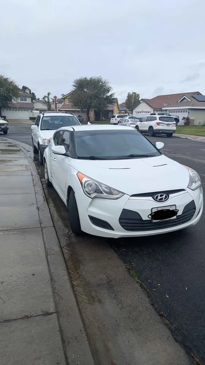 2012 Hyundai Veloster - Image 9 of 11