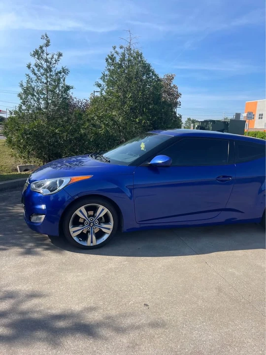 2012 Hyundai Veloster - Image 2 of 13