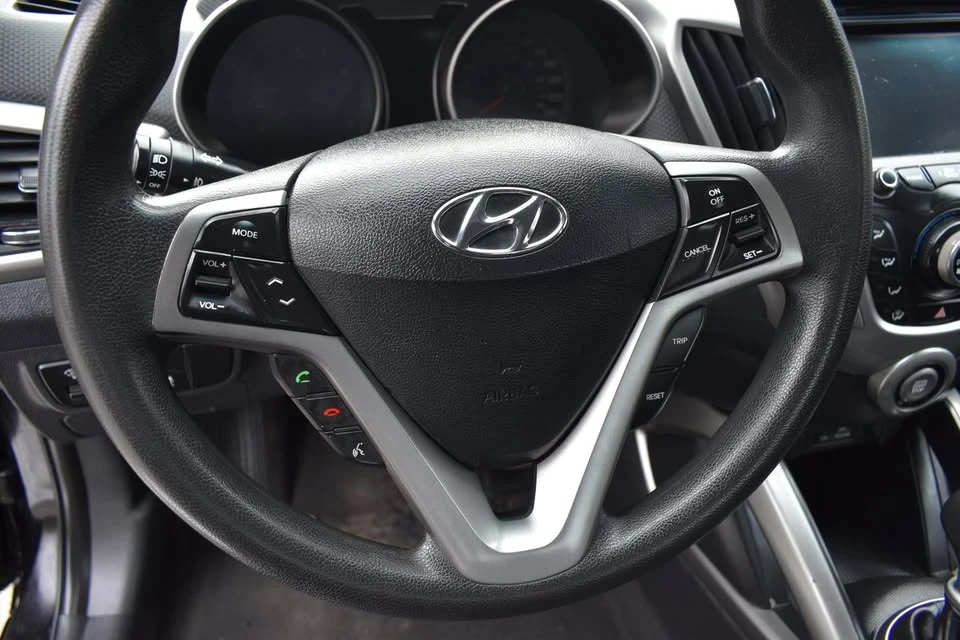2012 Hyundai Veloster - Image 12 of 13