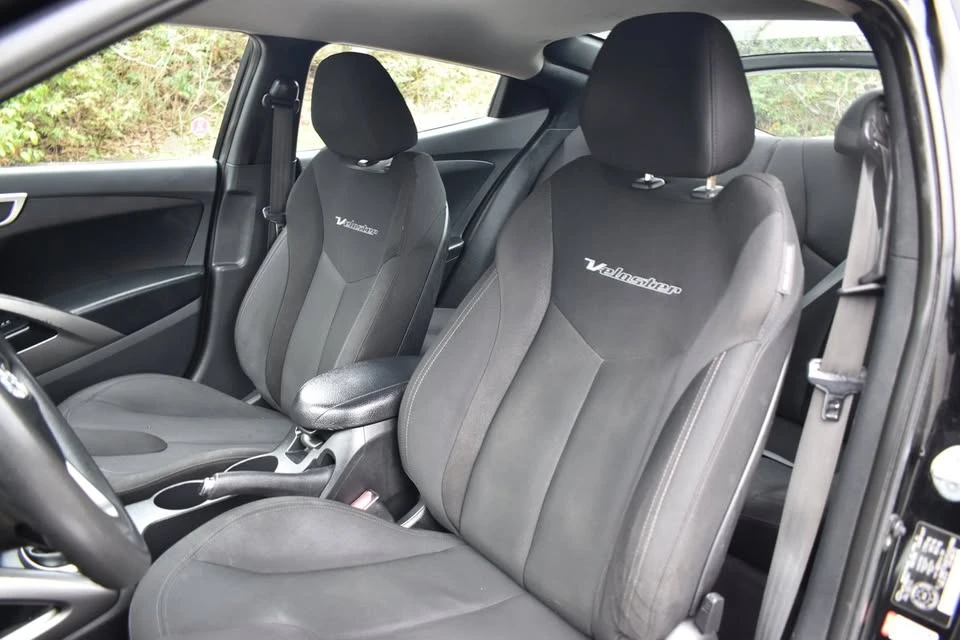 2012 Hyundai Veloster - Image 11 of 13