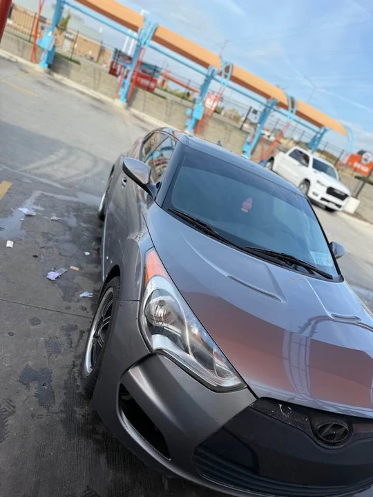 2012 Hyundai Veloster - Image 3 of 14