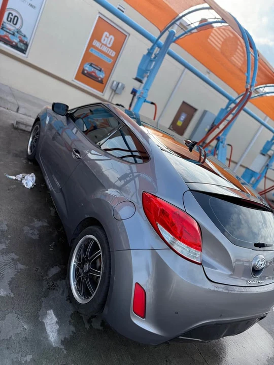 2012 Hyundai Veloster - Image 6 of 14