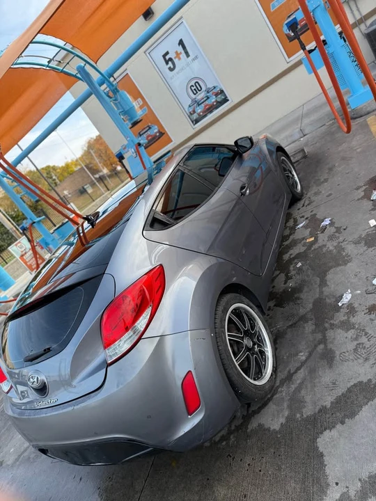 2012 Hyundai Veloster - Image 4 of 14