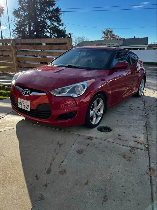 2012 Hyundai Veloster - Image 4 of 8