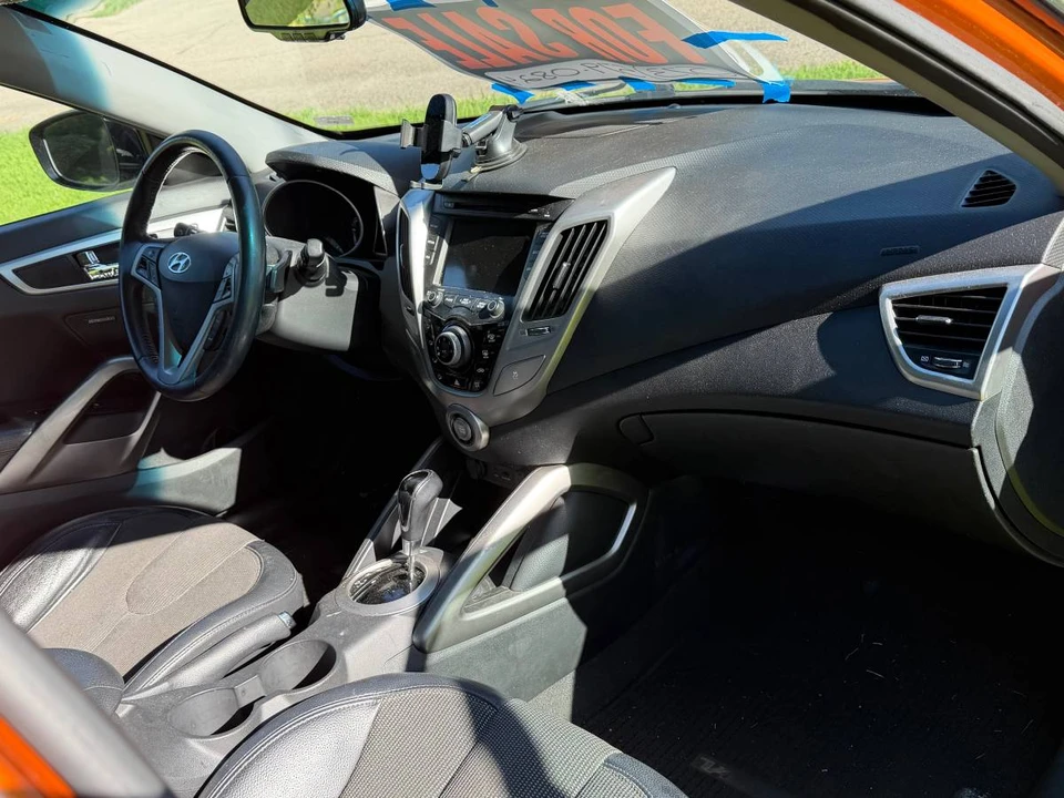 2012 Hyundai Veloster - Image 5 of 7