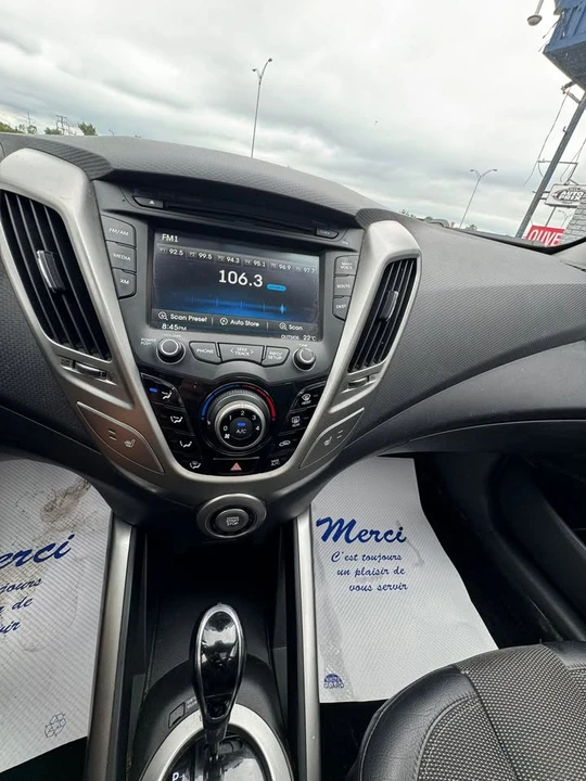 2012 Hyundai Veloster - Image 16 of 16