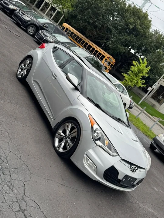 2012 Hyundai Veloster - Image 12 of 16