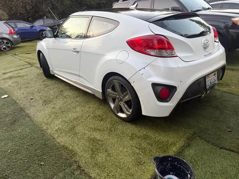 2012 Hyundai Veloster - Image 4 of 12