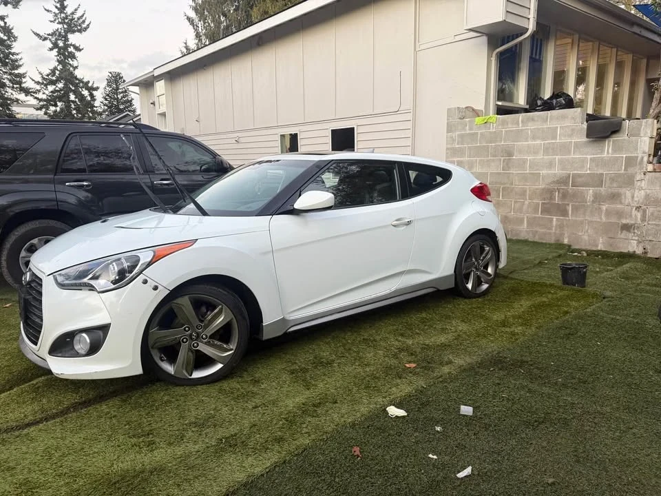 2012 Hyundai Veloster - Image 8 of 12