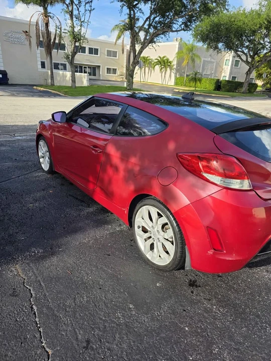 2012 Hyundai Veloster - Image 10 of 20