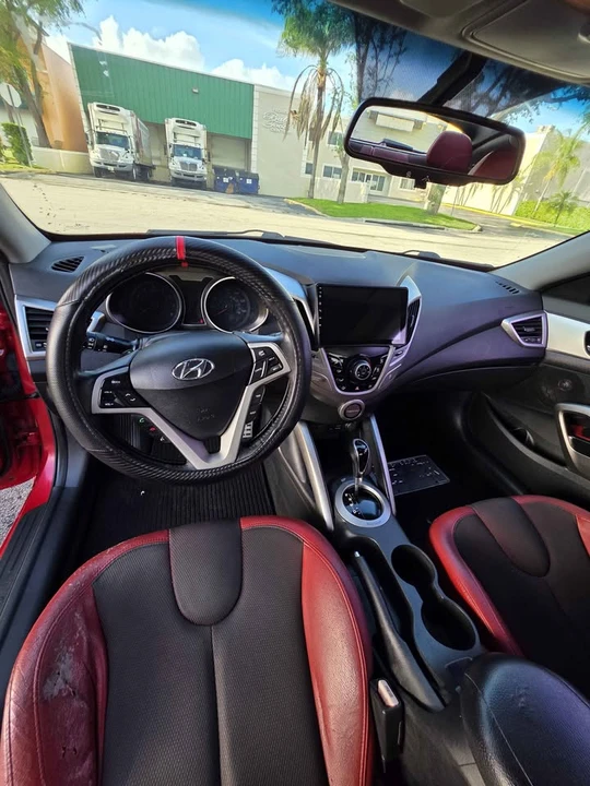 2012 Hyundai Veloster - Image 16 of 20