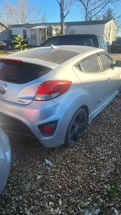 2012 Hyundai Veloster - Image 6 of 8