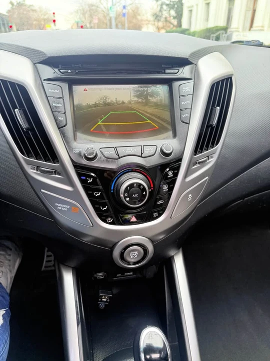 2012 Hyundai Veloster - Image 15 of 15