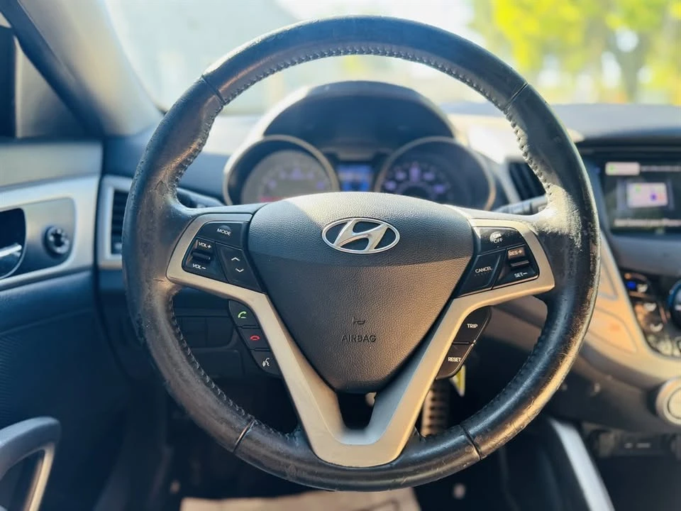 2012 Hyundai Veloster - Image 15 of 18