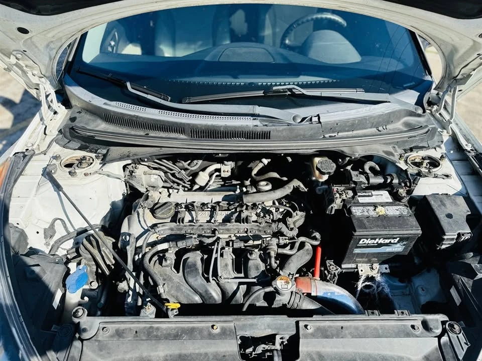 2012 Hyundai Veloster - Image 14 of 18