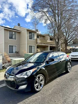 2012 Hyundai Veloster Value Edition Coupe 3D