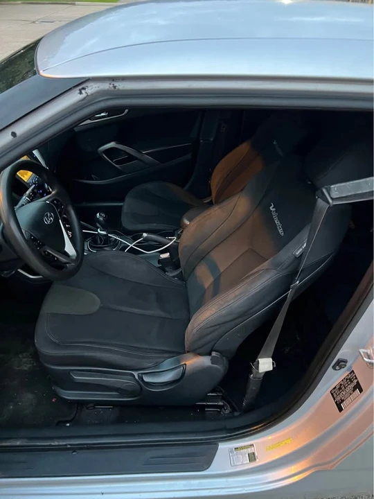 2012 Hyundai Veloster - Image 9 of 11